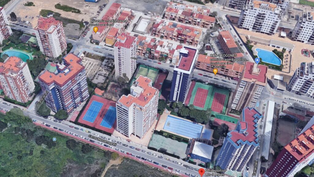 Polideportivo los 5 Mares